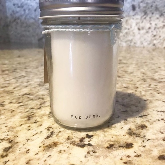 Rae Dunn THRIVE Candle 6.5 oz. Eucalyptus Mint - Picture 2 of 3